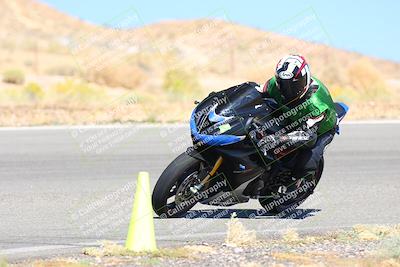 media/Oct-14-2023-TrackXperience (Sat) [[0517685739]]/Level 1/session 3 turn 2/